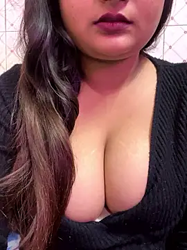 Curvy Anaya online show from January 17, 6:54 am