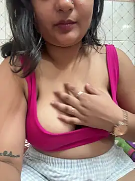 Curvy Anaya online show from June 10, 4:49 pm