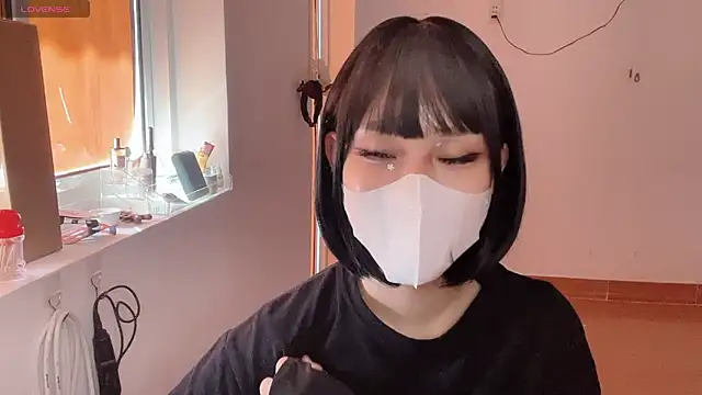 Tieu-May online show from February 9, 8:05 am