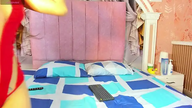 Mr increible elastigirl online show from January 9, 9:08 pm