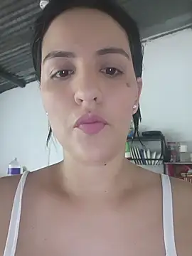 zaraluxx1 online show from February 7, 4:22 pm