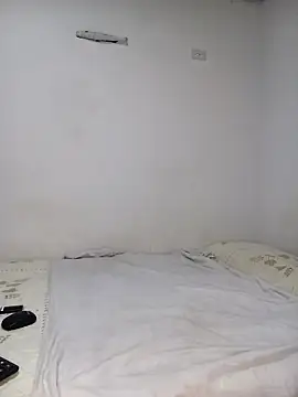 IIv0ryN0IIReX-XX online show from March 1, 1:33 pm