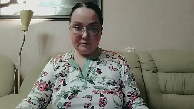 infinity loveliness online show from April 8, 5:04 pm