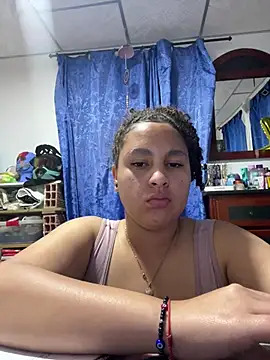 Selene Voon online show from April 16, 12:44 am