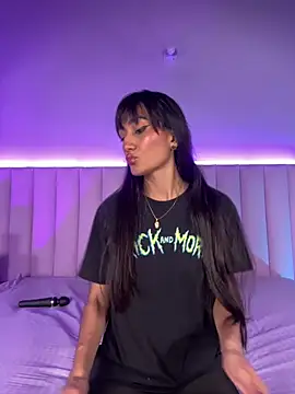 Denightjones online show from April 12, 3:42 am