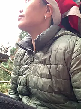 hinicky-0 online show from February 9, 9:44 am