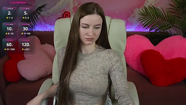 AlexaFleur online show from February 20, 1:56 pm