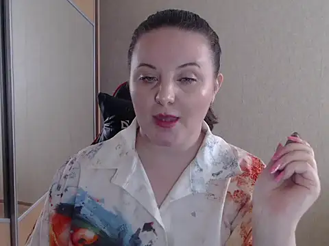 Sabrina Weaver online show from February 18, 11:42 am