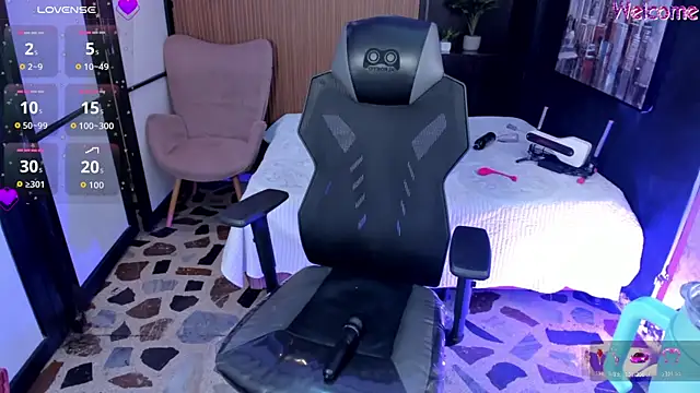 ThaliaBrookss  online show from March 3, 7:25 am