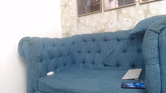 Helen Novoa online show from January 15, 9:10 pm