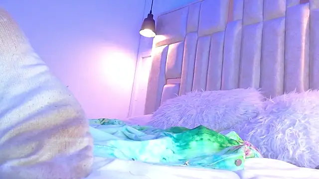 Nicolleth tk online show from April 15, 3:51 am