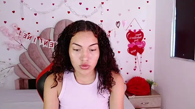 Naya  fox723 online show from February 16, 7:14 pm