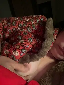 Guillermo950 online show from January 7, 7:06 pm