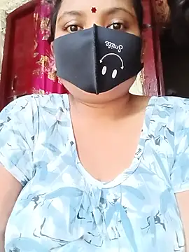 sexypojaa233 online show from August 5, 8:42 am