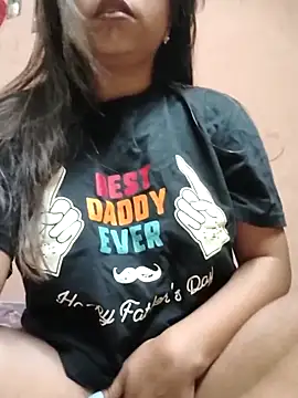 Hot Twinkle online show from April 13, 6:41 pm