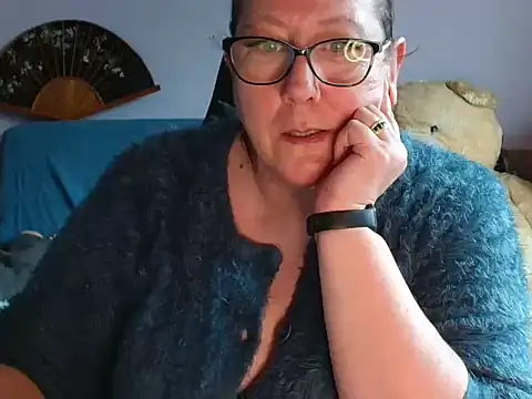 xmyriamx online show from February 21, 10:27 am