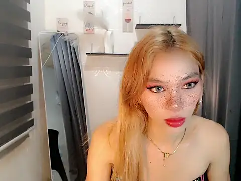 WildHotshemale online show from January 14, 9:14 am