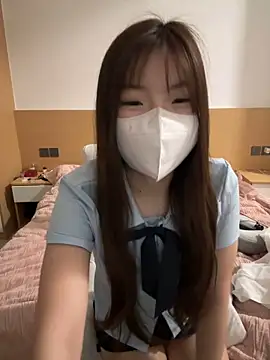  xiaoxinxin  online show from March 25, 12:30 pm