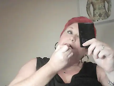 BustyRedxx online show from March 12, 6:32 pm