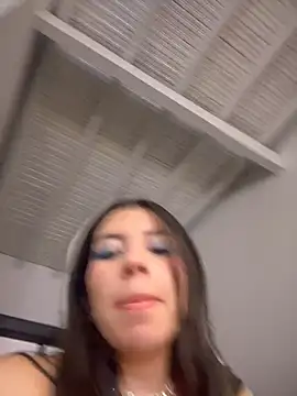 ShyDesireXXX online show from March 18, 5:45 am