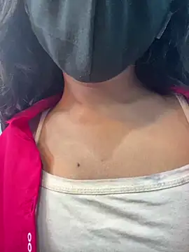 HotxAnamika online show from February 20, 9:22 am