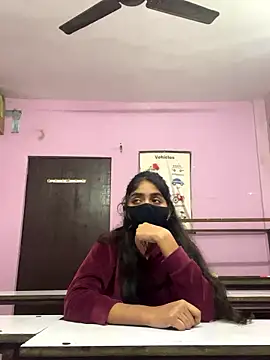 HotxMuskan online show from January 8, 10:08 am