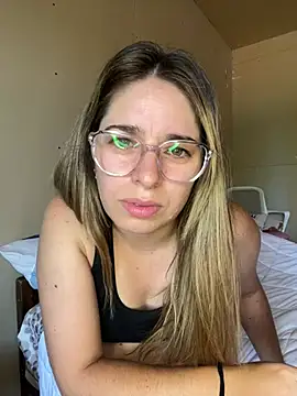 soyanahii online show from February 10, 8:56 pm