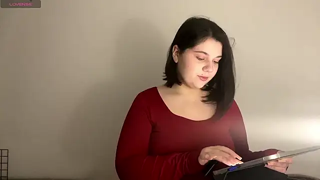 LunaBlakes online show from February 9, 7:54 am