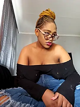 Sultrydiva1 online show from January 16, 11:06 am