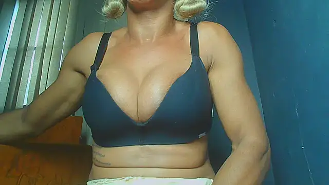 paolla23cm brasil online show from July 25, 4:14 pm