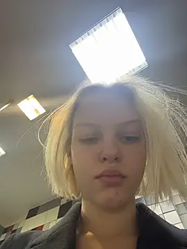 AshleyMur online show from March 27, 6:04 am