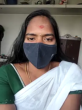 Tamil Hot Divya online show from February 17, 5:40 am