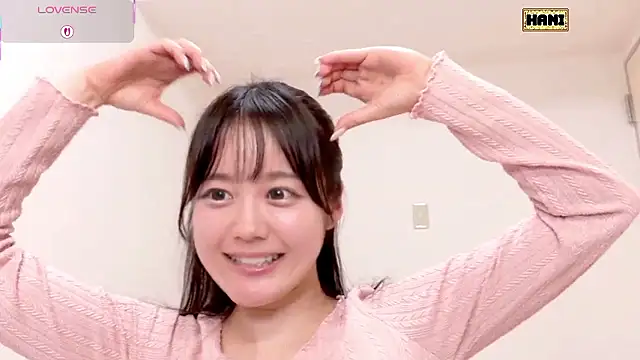 hani-chan online show from April 4, 1:10 pm