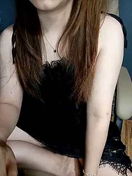 ChanChanLy online show from March 13, 3:46 pm