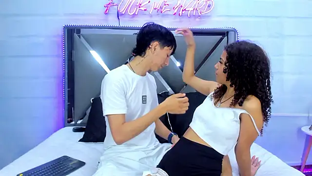 BunnyLove  online show from March 21, 12:15 am