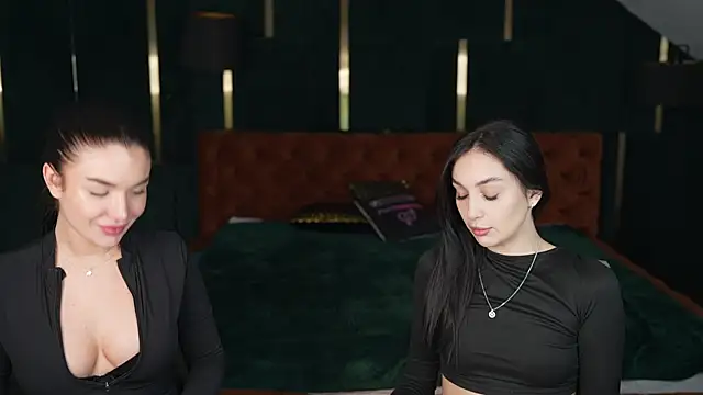 Mila Rose054 online show from February 22, 3:46 pm