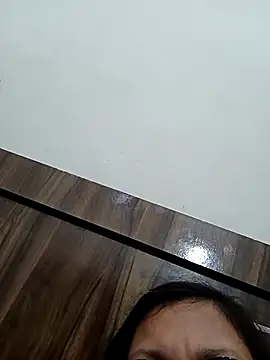 piryasharma005 online show from February 2, 7:35 pm