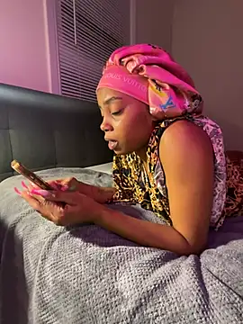 oshun6360 online show from February 28, 11:59 pm