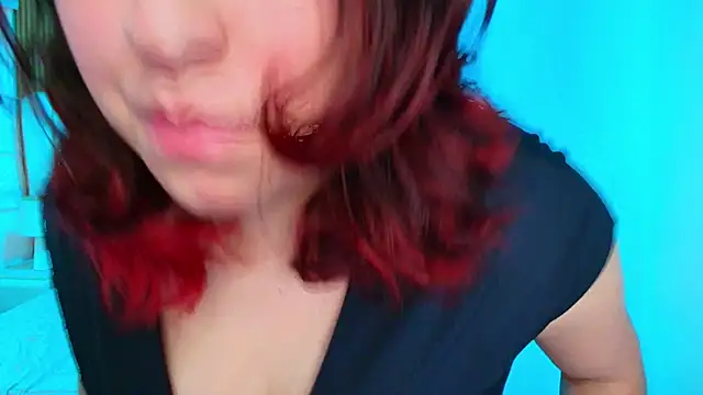 azul veraa online show from February 4, 12:30 pm