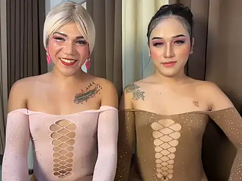 savanna pleasure online show from April 7, 8:05 am