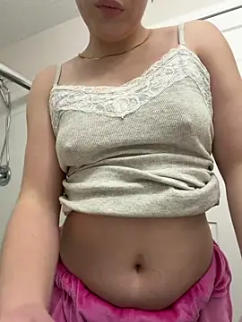 SassynNatty online show from March 10, 5:00 am