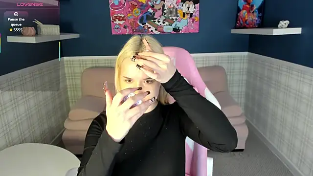 NicoletaCooper online show from January 18, 1:46 am