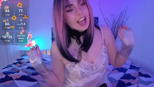 ForEvaRrr online show from March 22, 9:48 am