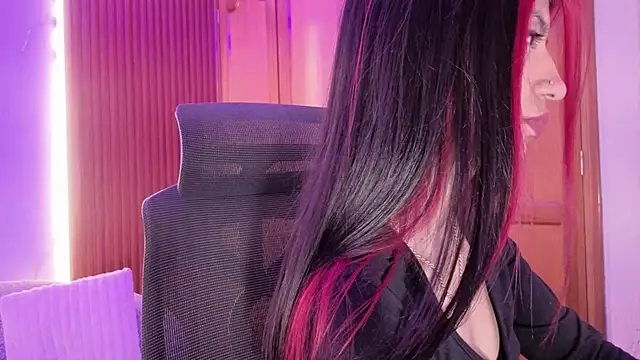 dulcetorresvg online show from February 28, 3:06 am