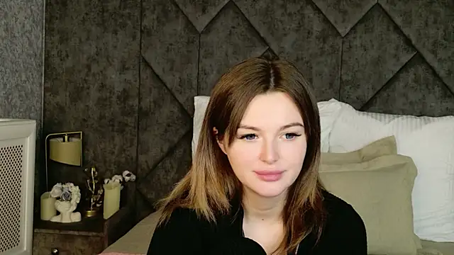 Karina Thorn online show from February 8, 10:01 pm