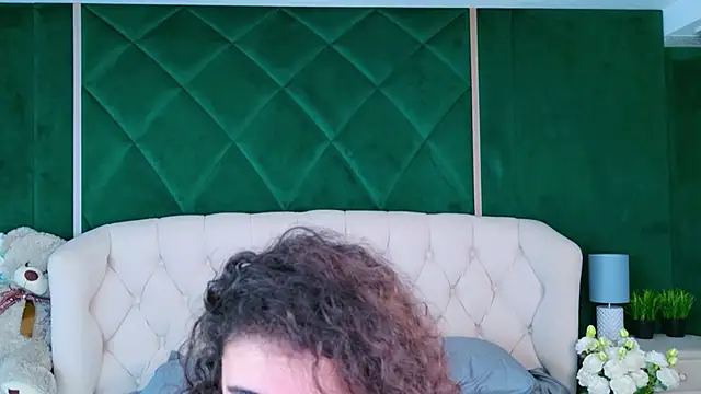 Susan Fors online show from May 31, 6:09 pm