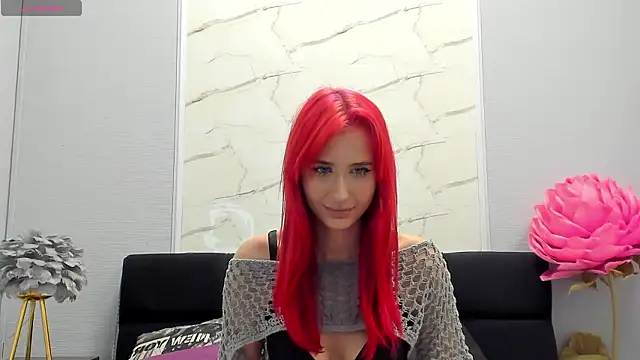 Lia Six online show from January 16, 1:23 am