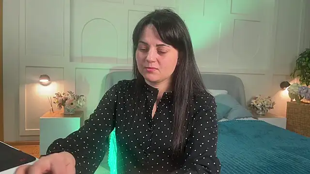  SilkyShadow  online show from March 27, 1:29 am