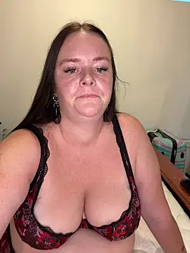 carinabro10 online show from January 18, 5:59 am