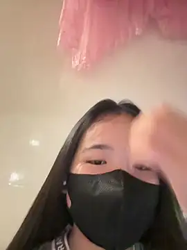 Gwen879 online show from March 1, 2:33 am